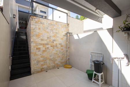 Casa à venda com 164m², 3 quartos e 3 vagas Casa à venda com 164m², 3 quartos e 3 vagasÁrea de Serviço