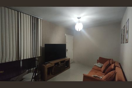 Apartamento à venda com 70m², 2 quartos e 1 vagaSala