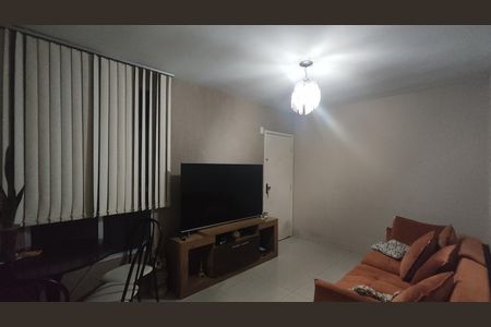 Apartamento à venda com 70m², 2 quartos e 1 vagaSala
