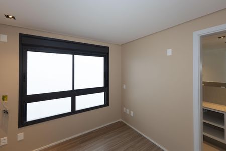 Apartamento à venda com 76m², 2 quartos e 2 vagasSuíte 02