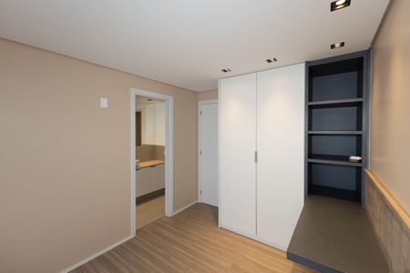 Apartamento à venda com 76m², 2 quartos e 2 vagasSuíte 02