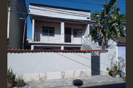 Casa à venda com 139m², 4 quartos e 1 vaga