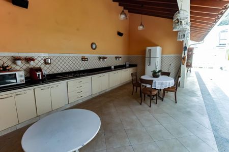 Casa à venda com 440m², 5 quartos e 4 vagasÁrea gourmet