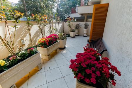 Casa à venda com 440m², 5 quartos e 4 vagasVaranda - Suíte 1