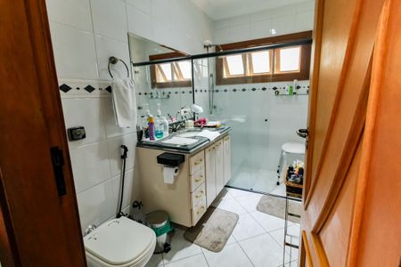 Casa à venda com 440m², 5 quartos e 4 vagasBanheiro da Suíte 4