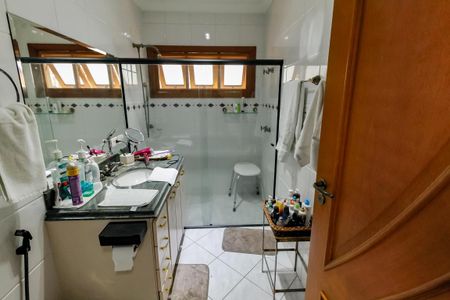 Casa à venda com 440m², 5 quartos e 4 vagasBanheiro da Suíte 4