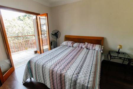 Casa à venda com 440m², 5 quartos e 4 vagasSuíte 3