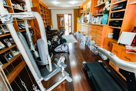 Casa à venda com 440m², 5 quartos e 4 vagasSala 5