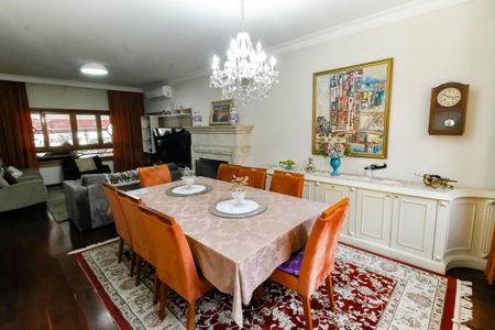 Casa à venda com 440m², 5 quartos e 4 vagasSala 3 - Jantar