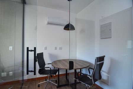 Apartamento à venda com 2 quartos, 98m² em Itaipu, Niterói