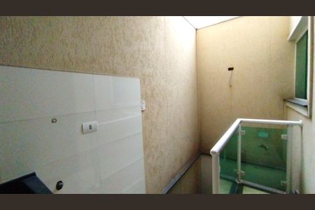 Casa à venda com 105m², 3 quartos e 2 vagas Casa à venda com 105m², 3 quartos e 2 vagasÁrea de Serviço