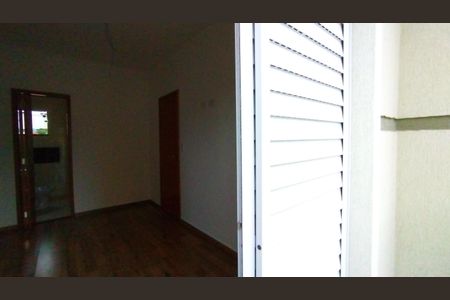 Casa à venda com 105m², 3 quartos e 2 vagas Casa à venda com 105m², 3 quartos e 2 vagasVaranda da suíte 3