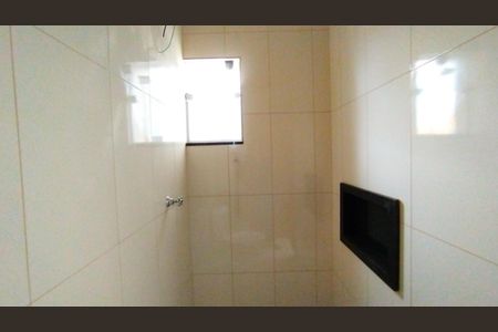 Casa à venda com 105m², 3 quartos e 2 vagas Casa à venda com 105m², 3 quartos e 2 vagasBanheiro Social