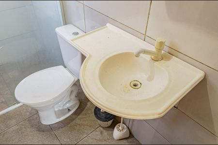 Studio para alugar com 47m², 2 quartos e sem vaga Studio para alugar com 47m², 2 quartos e sem vagaBanheiro Social