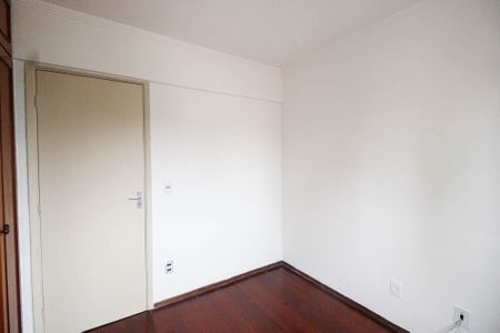 Apartamento para alugar com 55m², 2 quartos e 2 vagas Apartamento para alugar com 55m², 2 quartos e 2 vagasQuarto 2