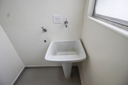 Apartamento para alugar com 55m², 2 quartos e 2 vagas Apartamento para alugar com 55m², 2 quartos e 2 vagasÁrea de serviço
