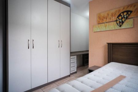 Casa para alugar com 80m², 2 quartos e 1 vagaQuarto
