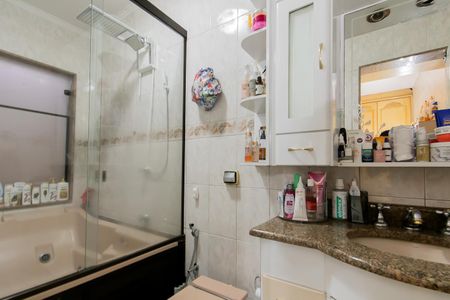 Casa à venda com 300m², 4 quartos e 2 vagasBanheiro da Suíte