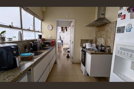 Apartamento à venda com 226m², 3 quartos e 2 vagas Apartamento à venda com 226m², 3 quartos e 2 vagasFoto 15