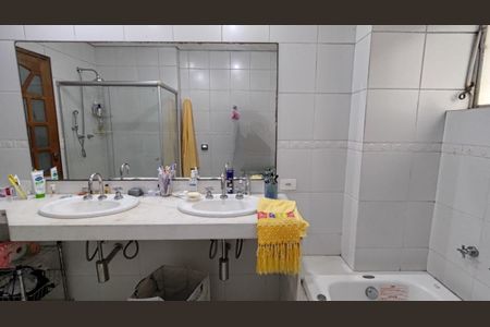 Apartamento à venda com 226m², 3 quartos e 2 vagas Apartamento à venda com 226m², 3 quartos e 2 vagasFoto 08