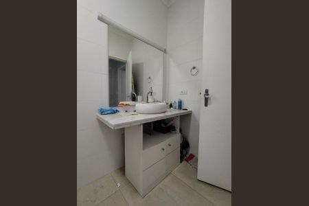 Casa à venda com 138m², 3 quartos e 1 vagaBanheiro Social