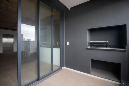 Apartamento à venda com 105m², 3 quartos e 2 vagasVaranda