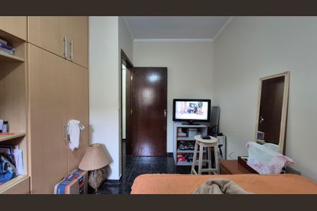 Apartamento à venda com 94m², 3 quartos e 2 vagasQuarto 2