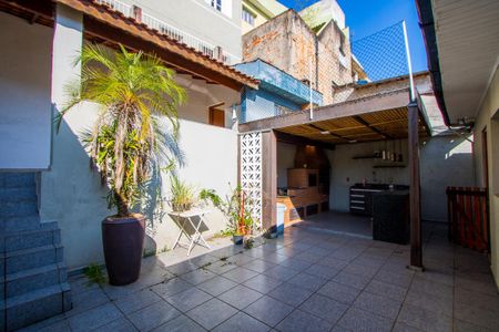 Casa à venda com 153m², 2 quartos e 1 vagaQuintal