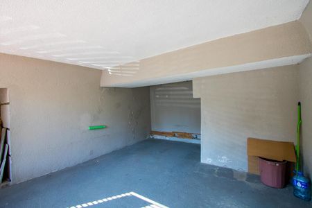 Casa à venda com 153m², 2 quartos e 1 vagaGaragem