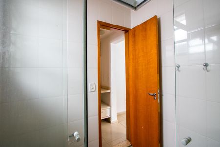 Casa à venda com 153m², 2 quartos e 1 vagaBanheiro Social