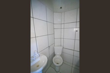 Casa à venda com 180m², 2 quartos e sem vaga Casa à venda com 180m², 2 quartos e sem vagaBanheiro Social