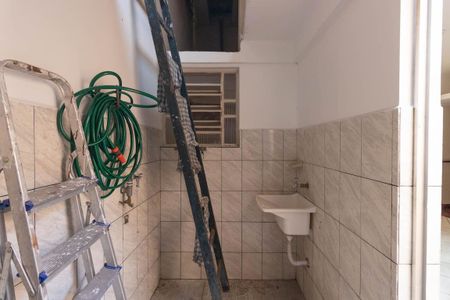 Casa à venda com 100m², 2 quartos e 2 vagasÁrea de Serviço