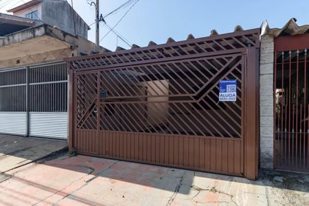 Casa à venda com 100m², 2 quartos e 2 vagasFachada