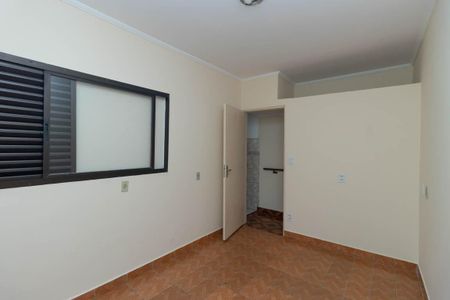 Casa à venda com 100m², 2 quartos e 2 vagasQuarto 1