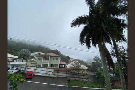 Casa à venda com 280m², 3 quartos e 2 vagas Casa à venda com 280m², 3 quartos e 2 vagasVista - Quintal