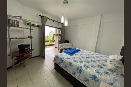 Casa à venda com 280m², 3 quartos e 2 vagas Casa à venda com 280m², 3 quartos e 2 vagasSuíte