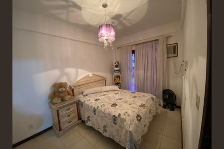 Casa à venda com 280m², 3 quartos e 2 vagas Casa à venda com 280m², 3 quartos e 2 vagasQuarto 1