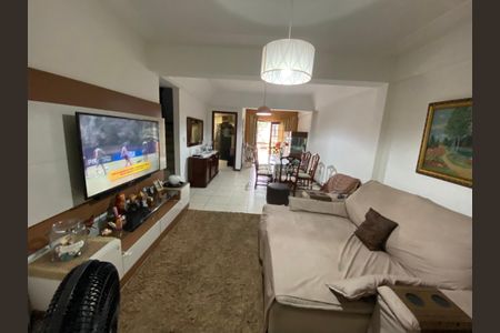 Casa à venda com 280m², 3 quartos e 2 vagas Casa à venda com 280m², 3 quartos e 2 vagasSala