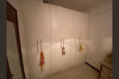 Casa à venda com 280m², 3 quartos e 2 vagas Casa à venda com 280m², 3 quartos e 2 vagasQuarto 1