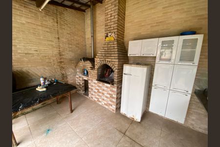 Casa à venda com 280m², 3 quartos e 2 vagas Casa à venda com 280m², 3 quartos e 2 vagasArea de Lazer / Gourmet / Piscina