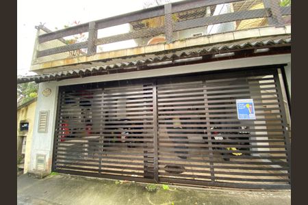 Casa à venda com 280m², 3 quartos e 2 vagas Casa à venda com 280m², 3 quartos e 2 vagasGaragem