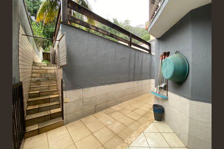 Casa à venda com 280m², 3 quartos e 2 vagas Casa à venda com 280m², 3 quartos e 2 vagasArea de Serviço