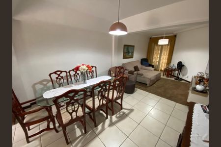 Casa à venda com 280m², 3 quartos e 2 vagas Casa à venda com 280m², 3 quartos e 2 vagasSala