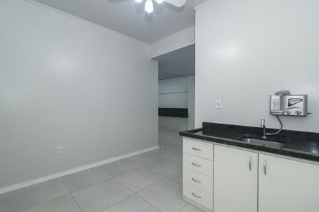 Apartamento para alugar com 160m², 3 quartos e sem vagaCozinha