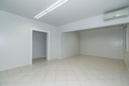 Sala de apartamento para alugar com 3 quartos, 160m² em Floresta, Porto Alegre