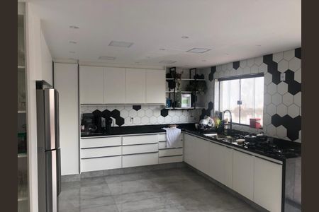 Casa à venda com 451m², 2 quartos e 6 vagas Casa à venda com 451m², 2 quartos e 6 vagasFoto 10