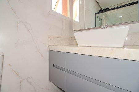 Apartamento à venda com 192m², 3 quartos e 2 vagasBanheiro Social