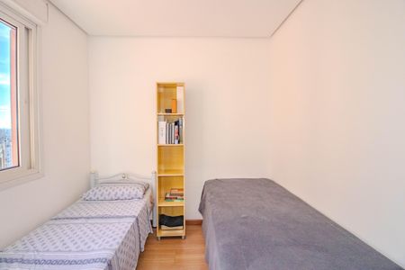 Apartamento à venda com 192m², 3 quartos e 2 vagasQuarto 2