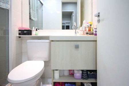 Apartamento à venda com 55m², 2 quartos e 1 vaga Apartamento à venda com 55m², 2 quartos e 1 vagaBanheiro Social