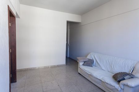 Apartamento à venda com 110m², 3 quartos e sem vagaSala